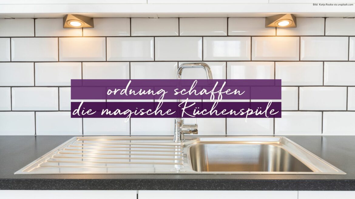 Blue and Red Motivational Quotes Blog Banner